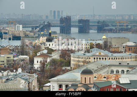 Kiev, Ucraina - 6 Novembre 2010: vista sul quartiere di Podil Foto Stock