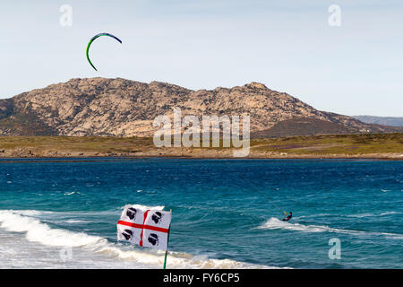 Kitesurf a Stintino spiaggia della Pelosa Foto Stock