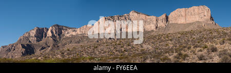 Guadalupe panorama di montagna dalla Williams Ranch Road, Parco Nazionale delle Montagne Guadalupe, Texas. Foto Stock