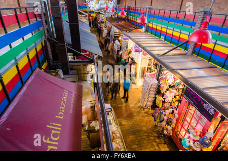 Ottawa, Canada - 15 Aprile 2016: all'interno di Byward Mercato Coperto sale Foto Stock