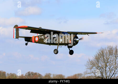 Aerei Max Holste MH 151 M 5-ML G-CIGH Broussard in atterraggio a Breighton Airfield Foto Stock