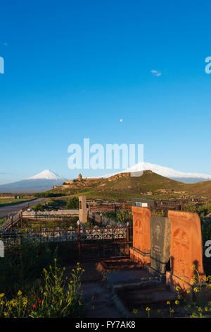 Eurasia, regione del Caucaso, Armenia, Khor Virap monastero, il monte Ararat (5137m), la montagna più alta in Turchia fotografata da Armen Foto Stock