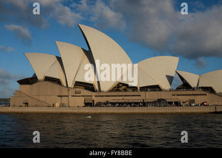 La Opera House di Sydney, Nuovo Galles del Sud, Australia Jørn Utzon Foto Stock