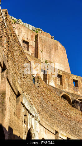 Dettagli del Colosseo o Anfiteatro Flavio a Roma Foto Stock