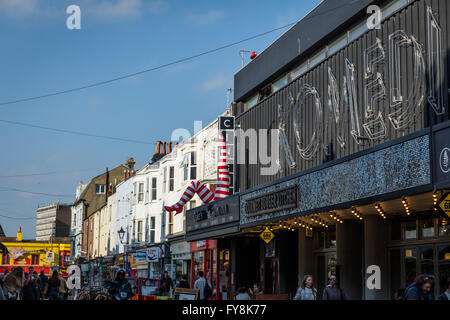 Parte anteriore del duca presso Komedia night club e cinema di Gardner street a Brighton Susex Foto Stock