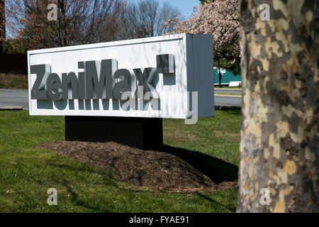 Un logo segno al di fuori della sede di ZeniMax Media, società madre di Bethesda Softworks, in Rockville, Maryland su Aprile Foto Stock