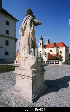 Benvenuti in Repubblica ceca - Valtice chateau costruito in architettura rinascimentale. Lednice Valcice castelli sono sotto il Patrimonio Mondiale UNESCO Sit Foto Stock