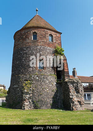 Il nord ovest della torre sul bordo della città vecchia parete, Great Yarmouth, Norfolk, Inghilterra Foto Stock