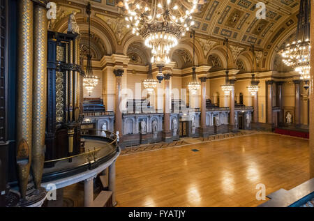 La Sala Concerti in St George's Hall, con Henry Willis organ a sinistra, Liverpool, Merseyside England, Regno Unito Foto Stock