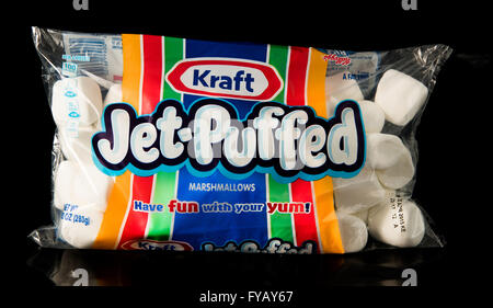 Winneconne, WI - 20 Febbraio 2015: Borsa di Kraft Jet-Puffed Marshmallows. Foto Stock