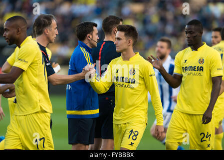 Villareal, Spagna. 24 Aprile, 2016. Denis Suarez del Villarreal CF durante la Liga corrispondono a Estadio El Madrigal, Villarreal. Credito: MARIA JOSE SEGOVIA CARMONA/Alamy Live News Foto Stock