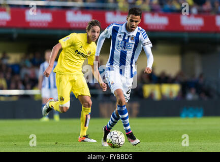 Villareal, Spagna. 24 Aprile, 2016. Diego Antonio Reyes Rosales di Real Sociedad durante la Liga corrispondono a Estadio El Madrigal, Villarreal. Credito: MARIA JOSE SEGOVIA CARMONA/Alamy Live News Foto Stock