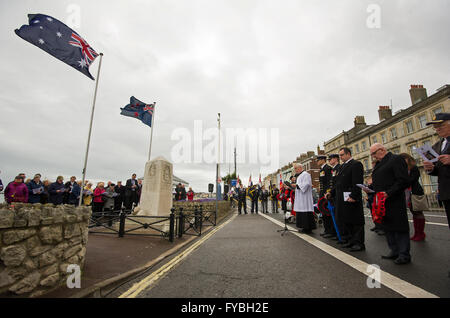 ANZAC Day Memorial Service, Weymouth Dorset, Gran Bretagna, Regno Unito Foto Stock