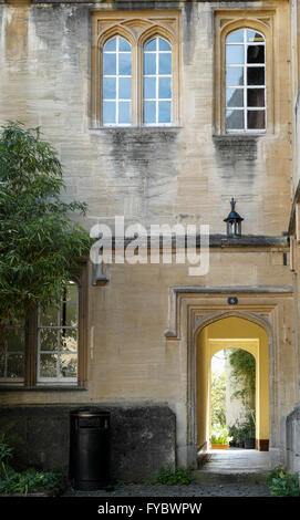 Fondata nel 1517, il Corpus Christi College è uno degli istituti più piccoli all'università di Oxford, Inghilterra. Foto Stock