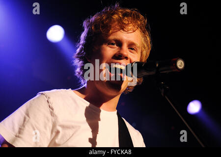 Barcellona - Ott 27: Kakkmaddafakka (Norvegese indie rock band formata e basata in Bergen) esegue a Music City Hall. Foto Stock