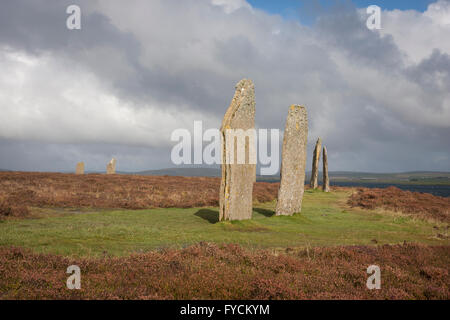L'anello di Brodgar è un henge neolitica e il cerchio di pietra in Scozia Foto Stock