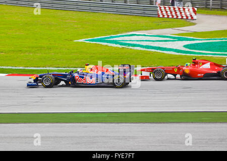 SEPANG, MALESIA - 10 aprile: auto sulla pista di gara del GP di Formula 1, 10 aprile 2011, Sepang, Malesia Foto Stock