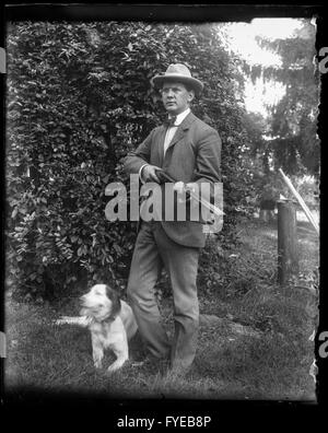 Fotografia vittoriano di un uomo con un cane e una pistola in Fallston, Maryland Foto Stock