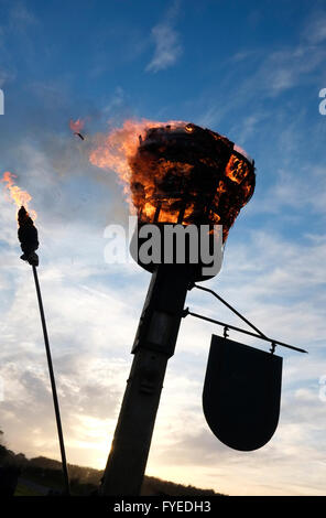Faro commemorativo acceso sul fuoco, melton constable, North Norfolk, Inghilterra Foto Stock