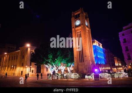 Place de l'Etoile e parlamento libanese di notte nel centro cittadino di Beirut, Libano. Foto Stock