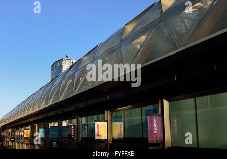 Luogo Crossrail, West India Quay, Canary Wharf station wagon, Docklands, London E14, Regno Unito Foto Stock