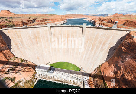 Glen Canyon Dam, Lake Powell la diga del Fiume Colorado, Arizona, Stati Uniti d'America Foto Stock
