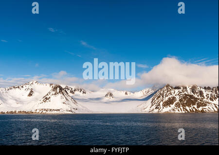 Maddalena fiordo, arcipelago delle Svalbard Isole Svalbard e Jan Mayen, Norvegia Foto Stock