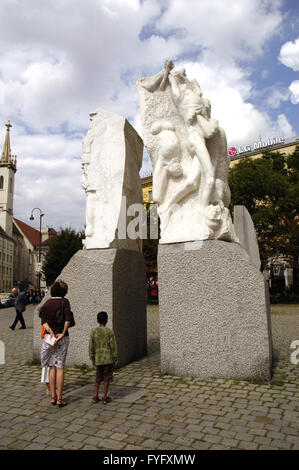 Anti-War Memorial, Albertinaplatz, Vienna Foto Stock