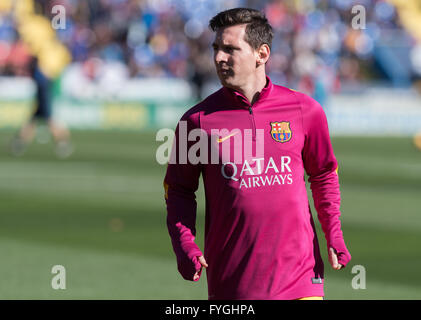 Leo Messi durante il warm up del FC Barcelona Foto Stock