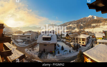 Sunrise in montagna ski resort Bad Hofgastein - Austria Foto Stock