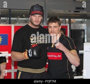 Michael Wallisch e Coach Dirk Dzemski Foto Stock