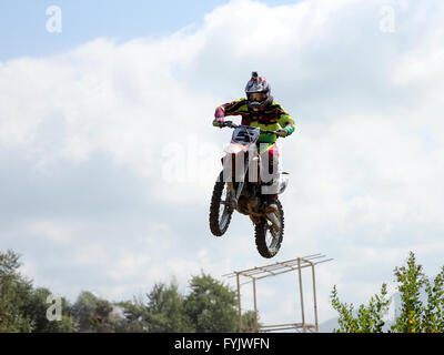 ARSENYEV, Russia - 30 ago: Rider partecipa al round di t Foto Stock