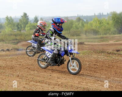 ARSENYEV, Russia - 30 ago: Rider partecipa al round di t Foto Stock