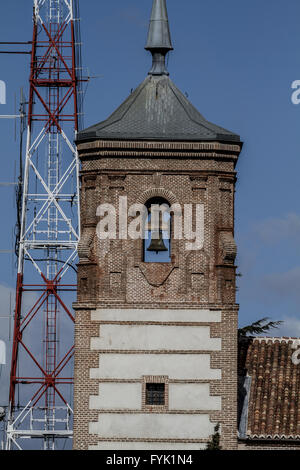 Belfry,Cerro de los Angeles è situato nel comune di Getafe, Madrid. Esso è considerato il centro geografico dell'Iber Foto Stock