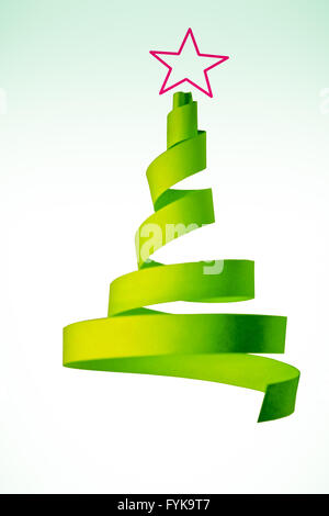 Albero di Natale fatto di carta Foto Stock