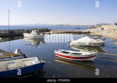 Le barche nel porto, Paleo Faliro, Atene, Grecia Foto Stock