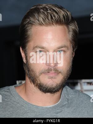 Los Angeles, CA, Stati Uniti d'America. 26 apr, 2016. Travis Fimmel presso gli arrivi per MAGGIE'S PLAN Premiere, Arclight Hollywood, Los Angeles, CA il 26 aprile 2016. Credito: Dee Cercone/Everett raccolta/Alamy Live News Foto Stock