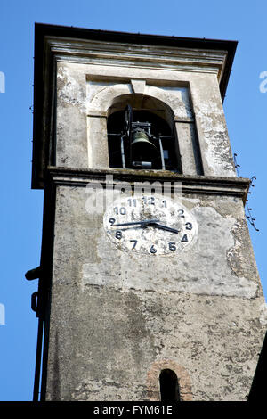 Solbiate Arno Vecchio abstract in Italia la parete e chiesa Foto Stock