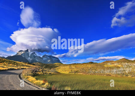 La bellezza del tramonto nel parco Torres del Paine Foto Stock