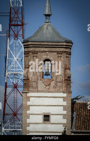 Belfry,Cerro de los Angeles è situato nel comune di Getafe, Madrid. Esso è considerato il centro geografico dell'Iber Foto Stock