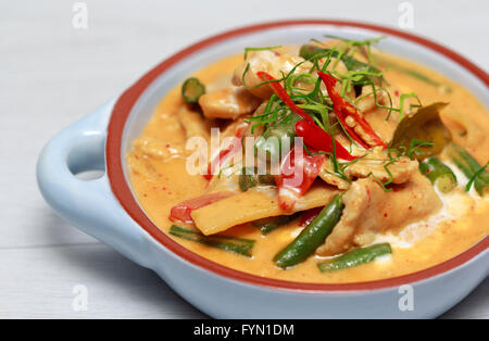 Pollo al curry Panang, cibo tailandese Foto Stock