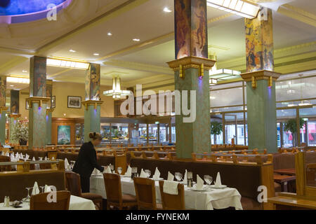 La Coupole ristorante in Montparnasse Parigi Francia Foto Stock