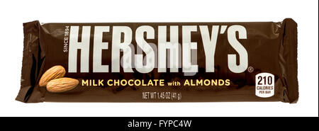 Winneconne, WI -29 OTT 2015: Hersheys barra di cioccolato con mandorle, Foto Stock