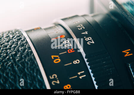 Vecchio contrassegno Lenti close up Foto Stock