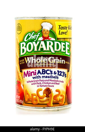 Winneconne, WI - 3 Febbraio 2015: Può di Mini ABC & 123's con polpette di carne dallo Chef Boyardee. Lo Chef Boyardeee ha goduto Foto Stock