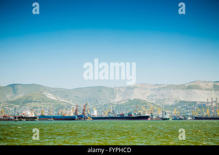 Vista panoramica del porto di mare Foto Stock