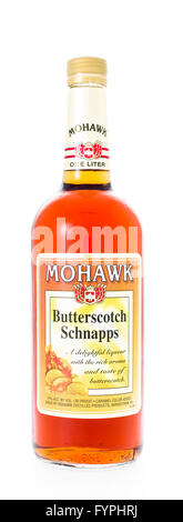 Winneconne, WI - 21 Febbraio 2015: Bottiglia di Mohawk toffee schnapps di bevande alcoliche Foto Stock