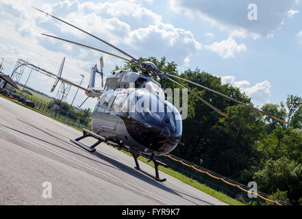 Berlino / GERMANIA - Maggio 2014: tedesco ' CE145 T2 ' da airbus su ILA ( Internationale Luft- und Raumfahrtausstellung) di Berlino Foto Stock