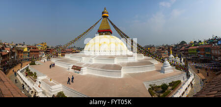 Stupa Boudhanath vista panoramica a Kathmandu in Nepal Foto Stock