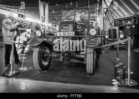 Il trattore Lanz Bulldog D2531 (due tempi, lampadina calda motore), fabbricato da Heinrich Lanz AG a Mannheim, 1939. Foto Stock